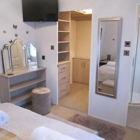 Southsea, Beach And Beauty Lodges Portsmouth Extérieur photo